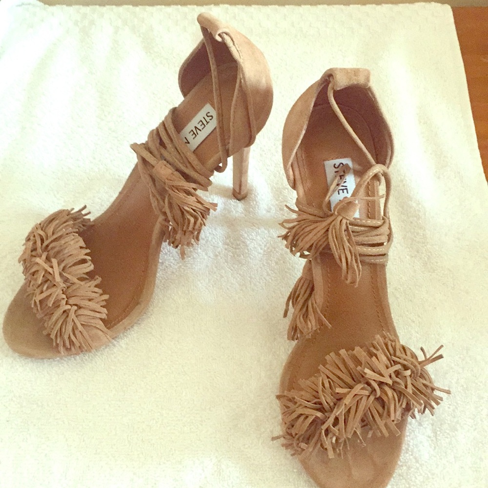 Sassey wrap blush suede heel